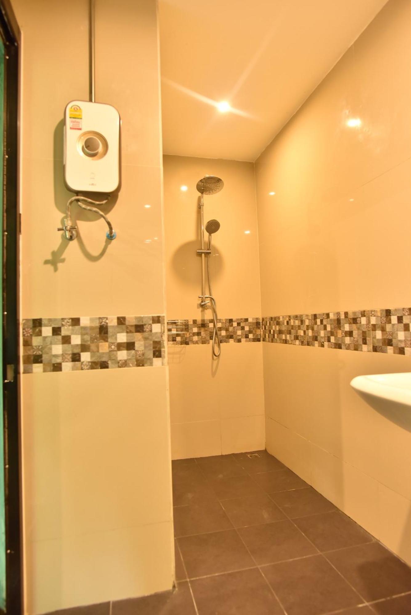 Rest Time Hotel Nong Khai Exterior foto